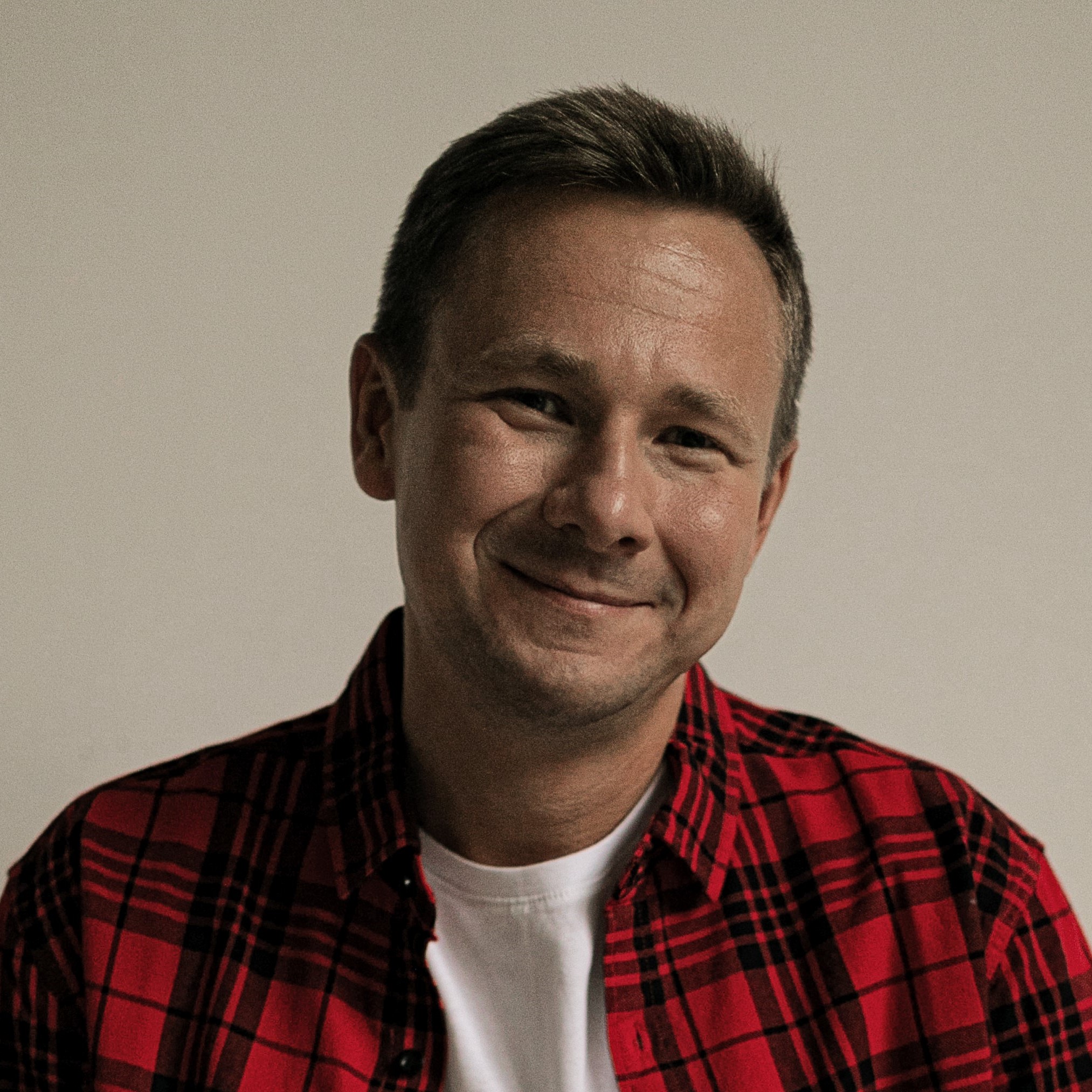 Автор - Павел Безяев