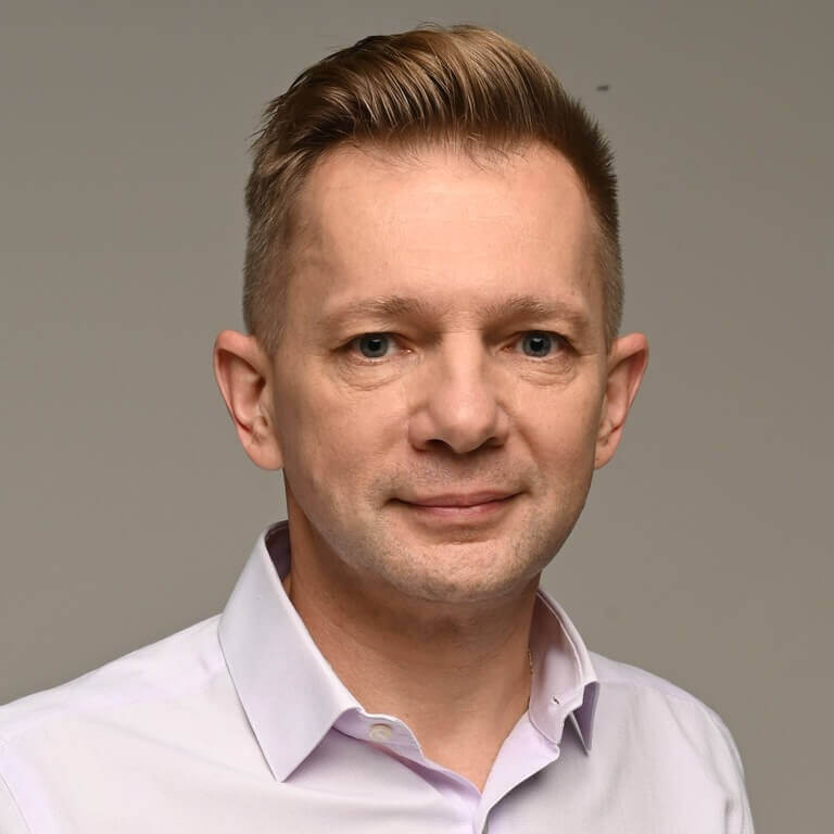 Автор - Дмитрий Старостов