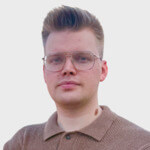 Автор - Максим Парамонов