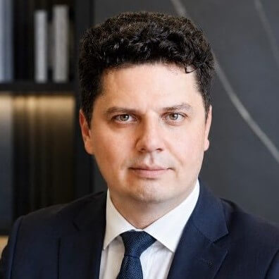 Автор - Константин Михайлов